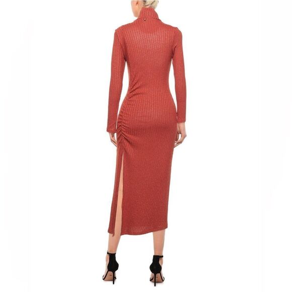 Knitted dress back slit with turtleneck 🗃️ - Picture 3 of 4